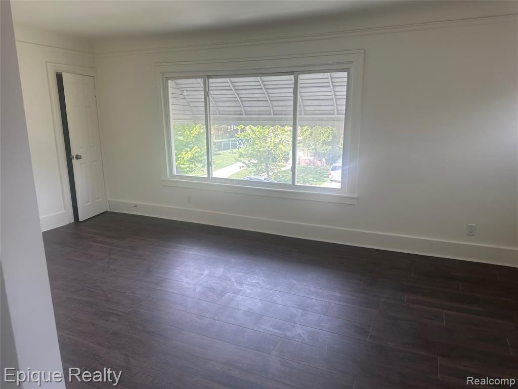 11318 Cheyenne Unit #2 (Upper) Street