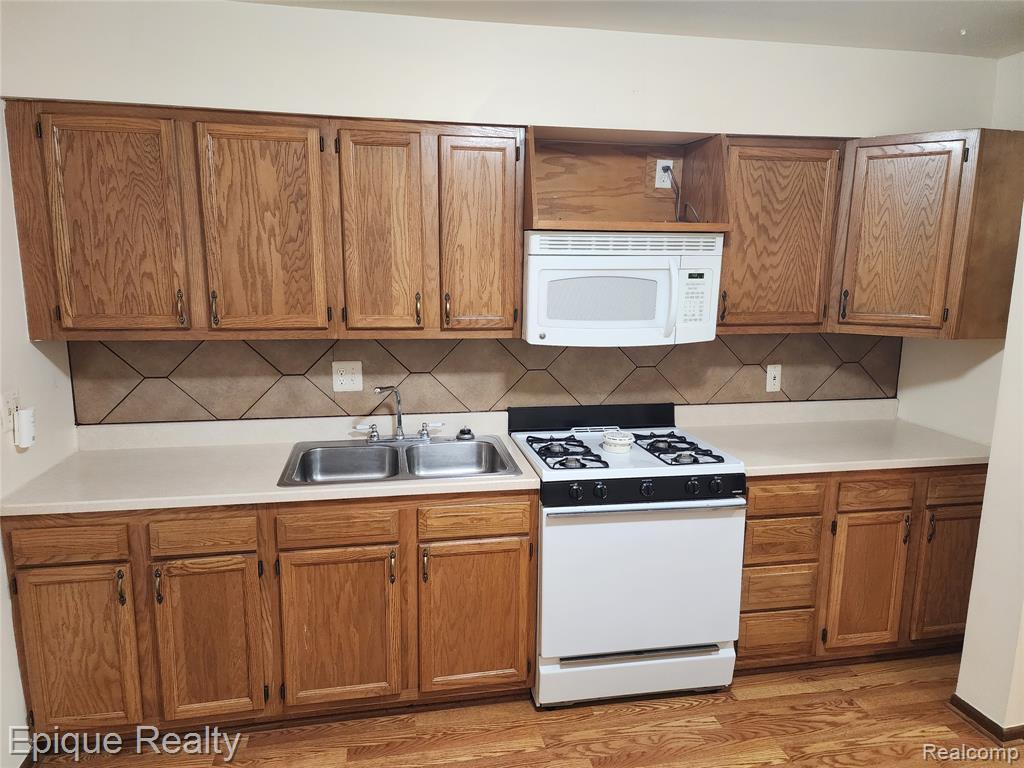 5637 Lapeer Road # 5637