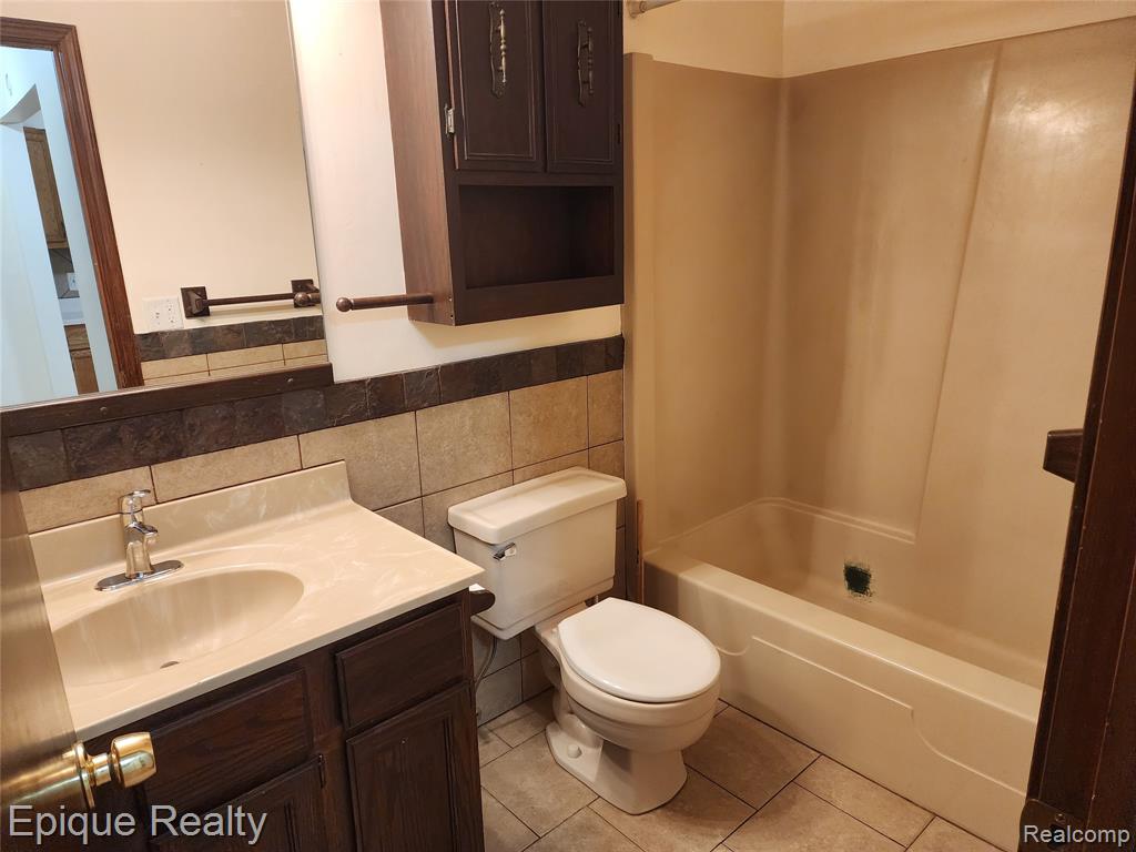 5637 Lapeer Road # 5637