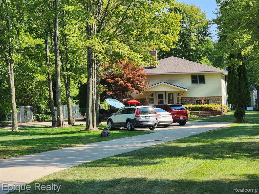 5629 Lapeer Road