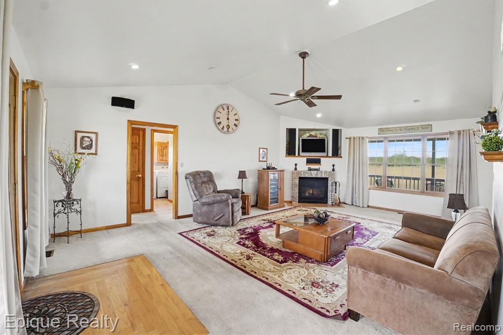 2288 Daley Road