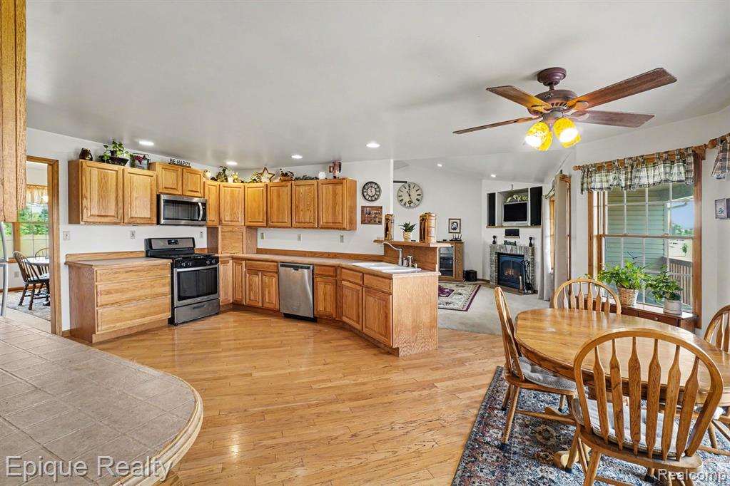 2288 Daley Road