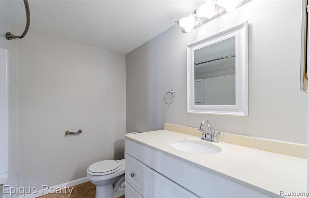 44467 Savery Drive # 117