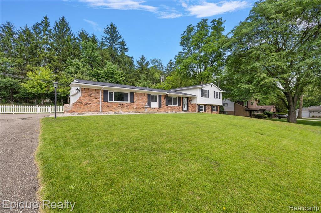 7033 W Pebblecreek Road