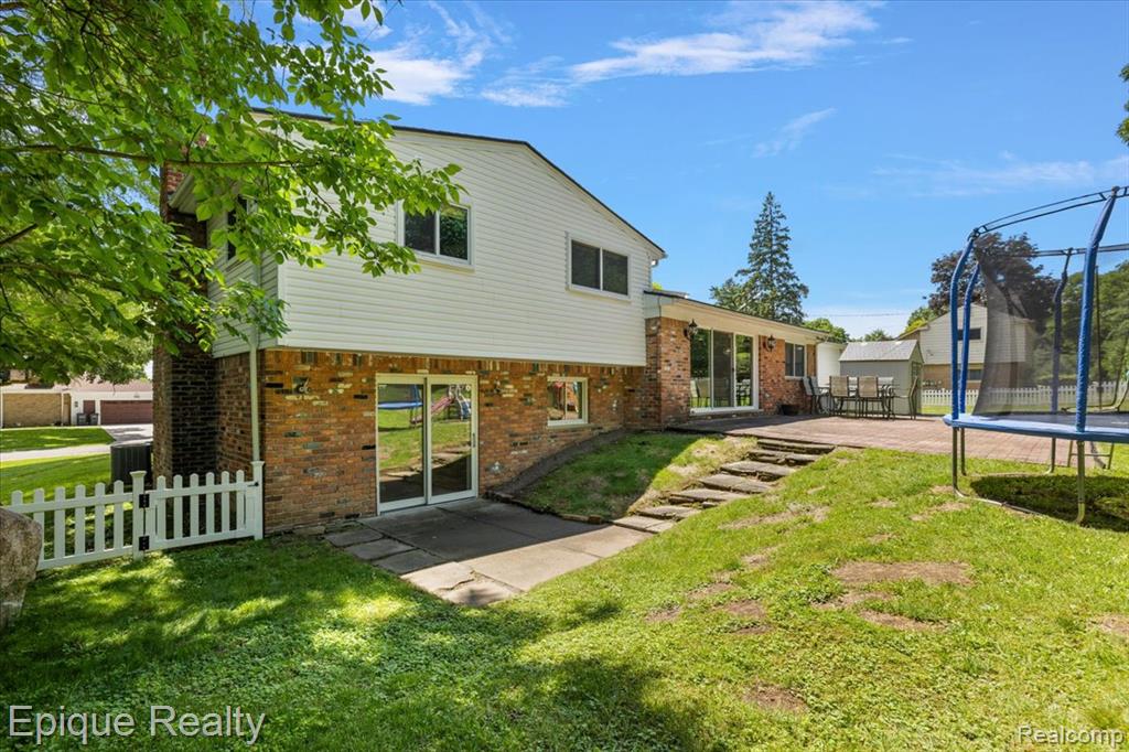 7033 W Pebblecreek Road