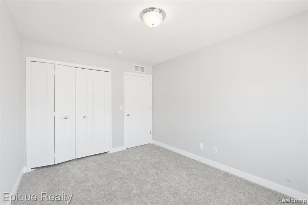 25565 Grandview Lane # 33