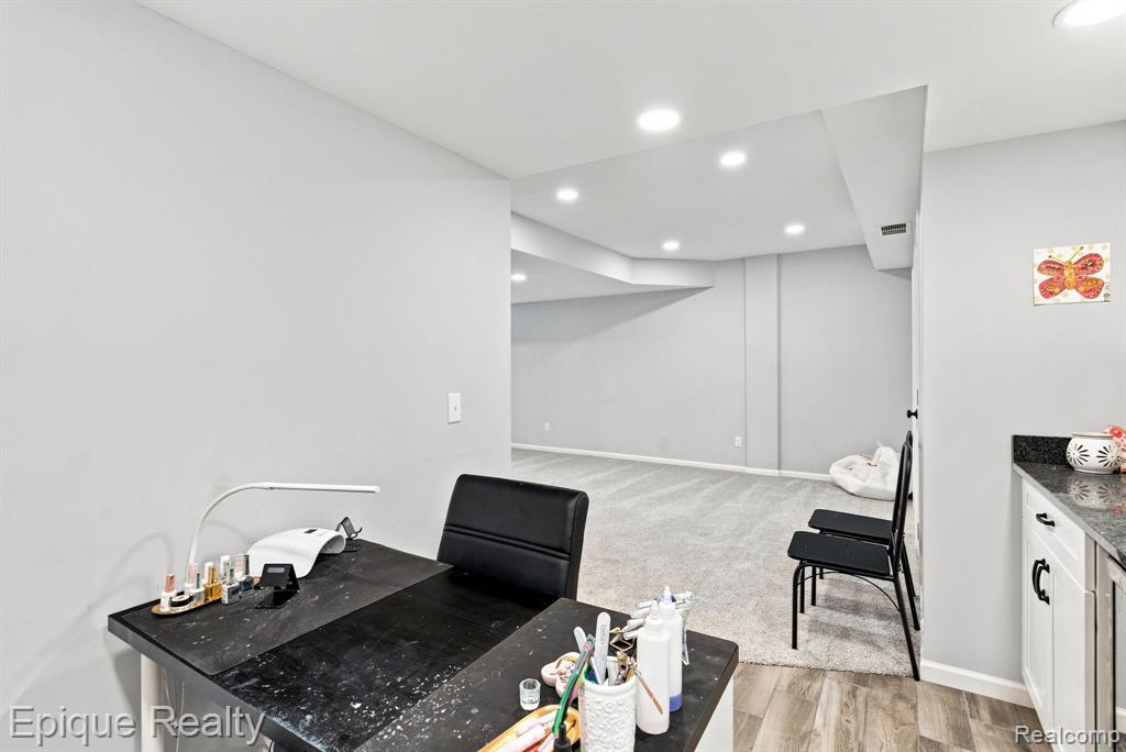 5591 Windermere Drive