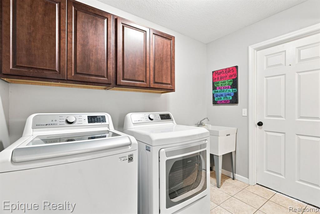 5591 Windermere Drive