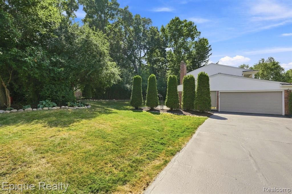 2774 Brady Drive
