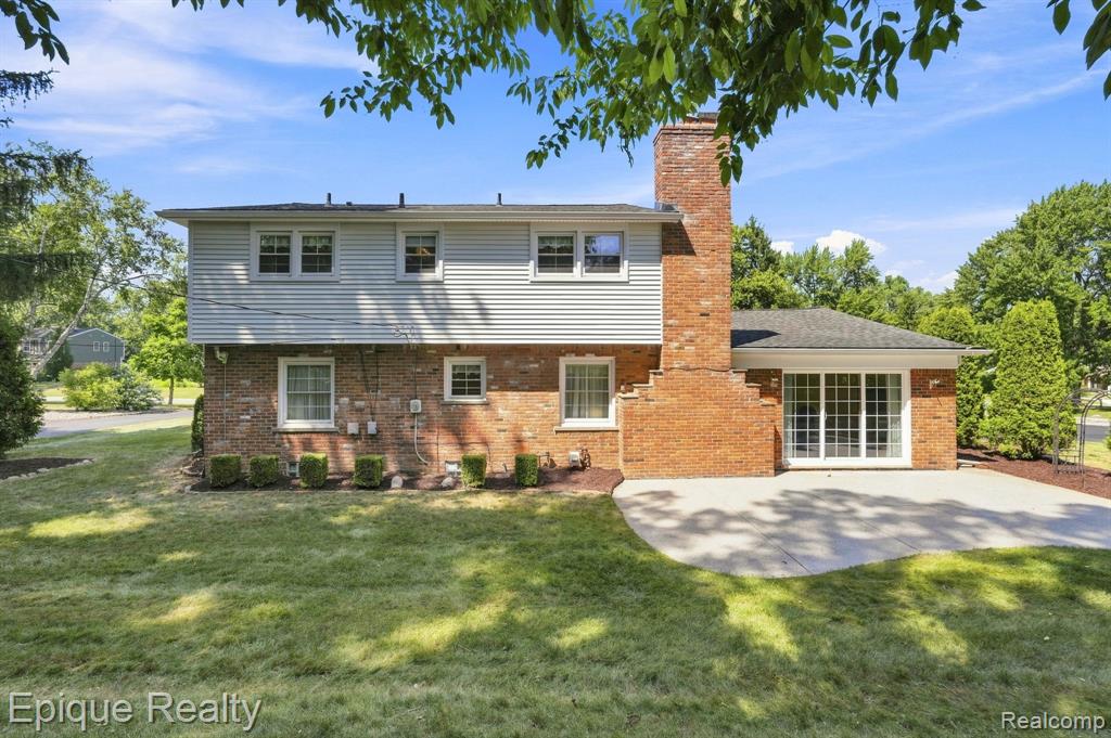 2774 Brady Drive