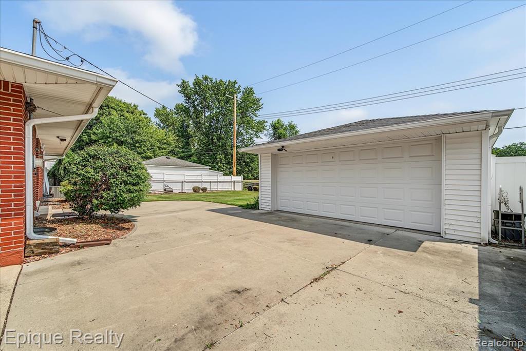 29749 Ailanthus Drive