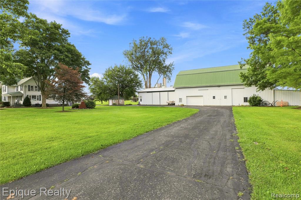 7228 Yankee Road