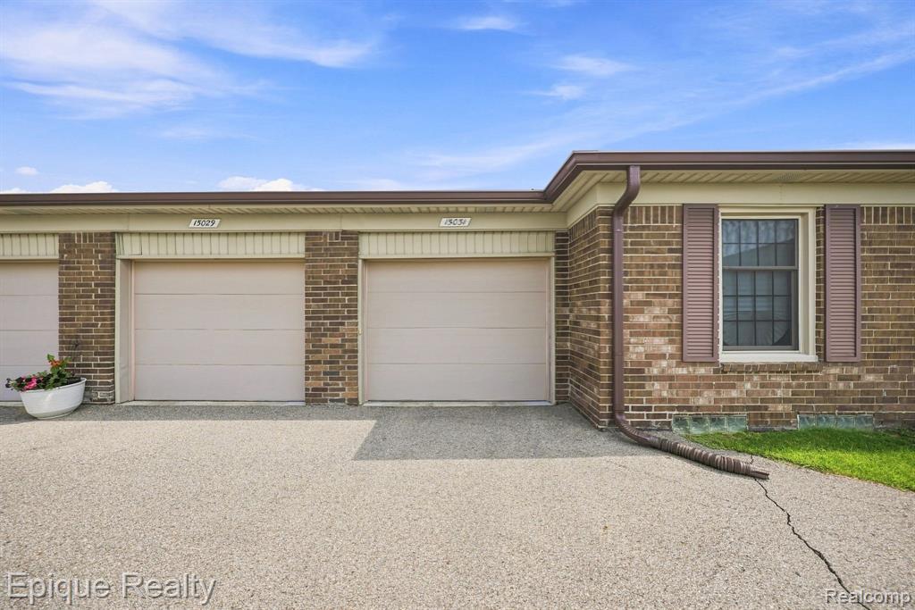 15031 Pilgrim Court
