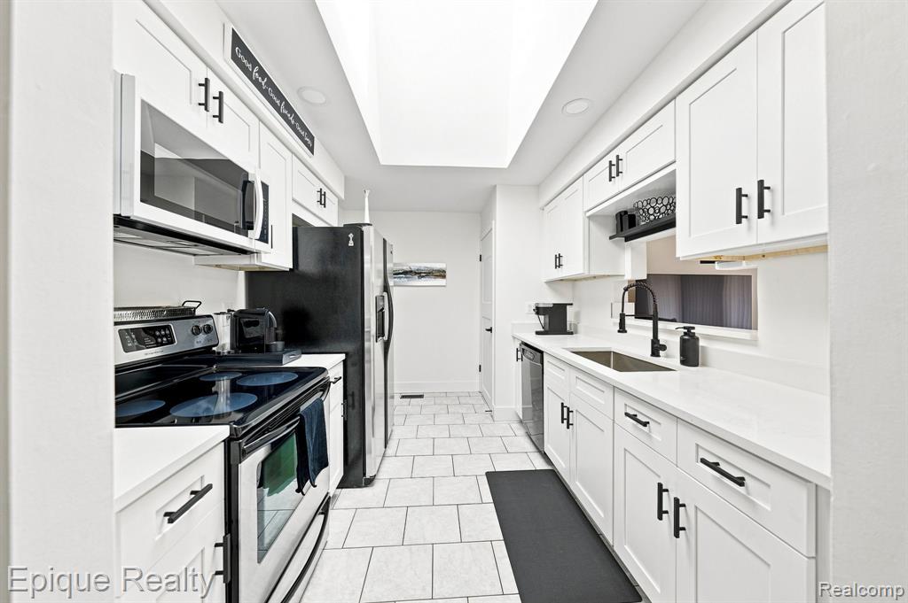 15031 Pilgrim Court