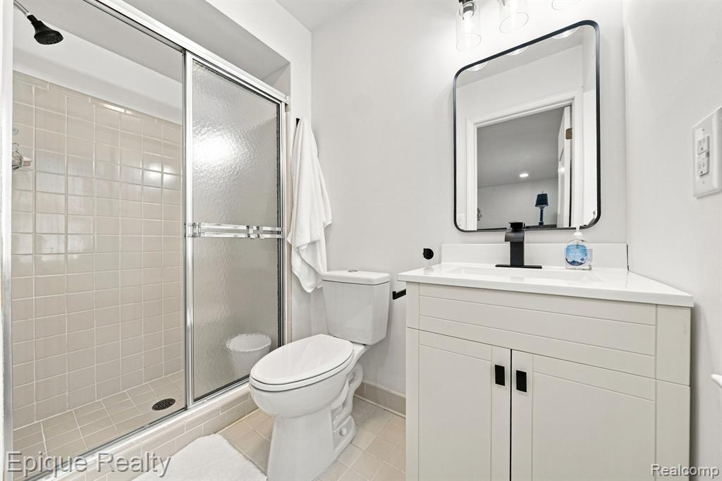 15031 Pilgrim Court
