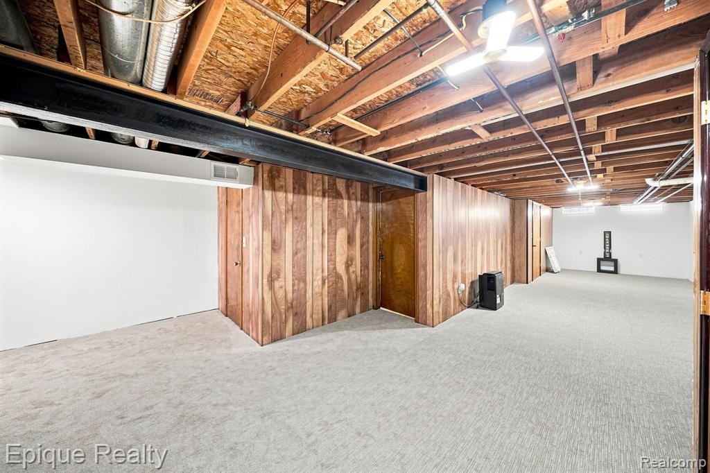 15031 Pilgrim Court