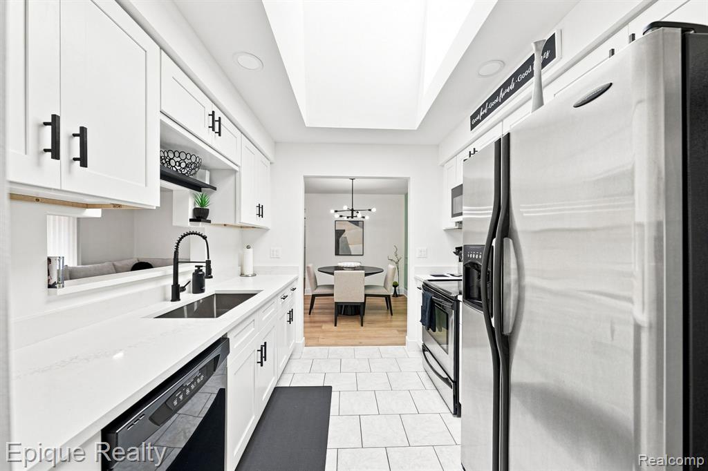 15031 Pilgrim Court