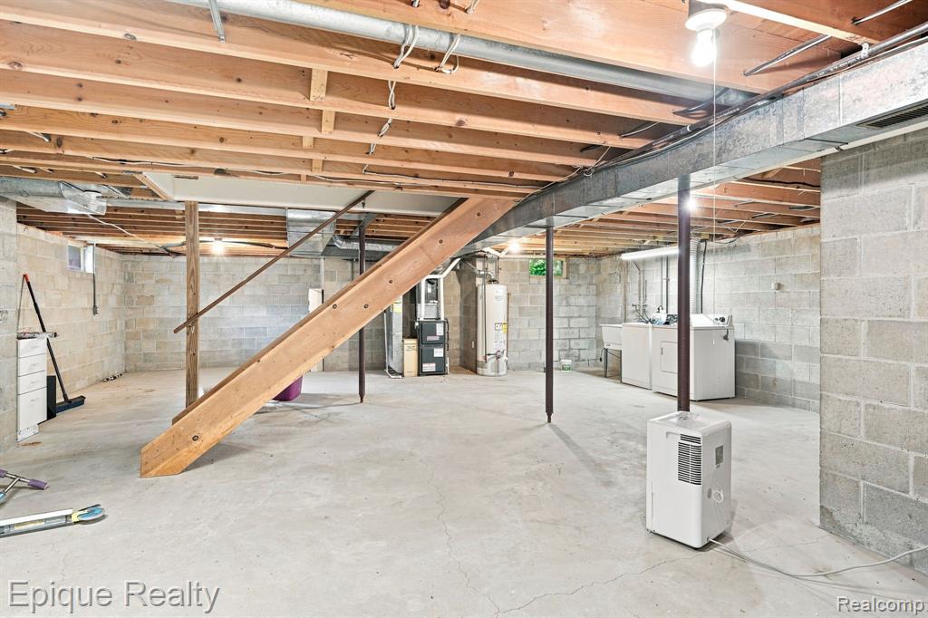 8484 Wesley Drive