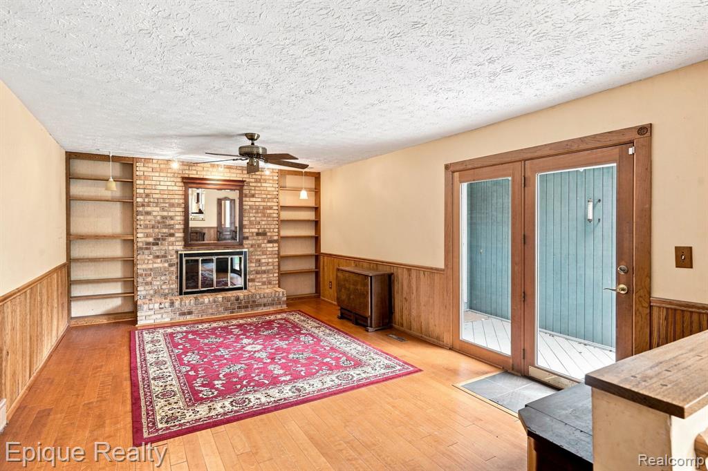 8484 Wesley Drive