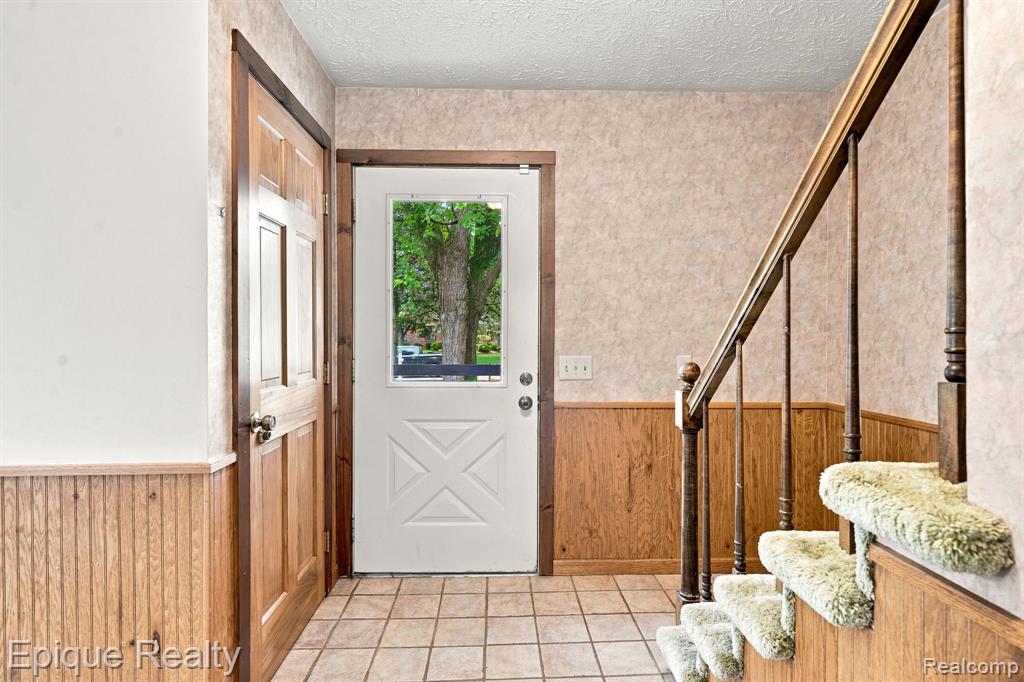 8484 Wesley Drive