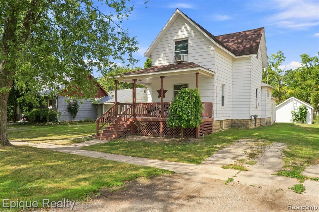 103 N Neeper Street