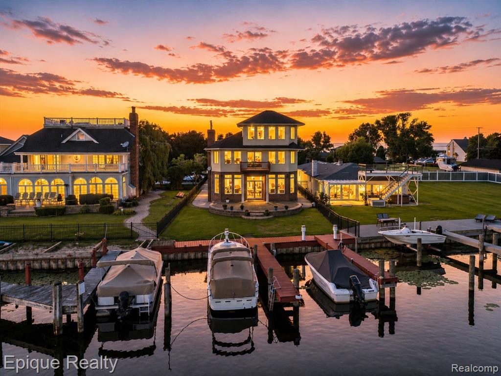 32354 N River Road