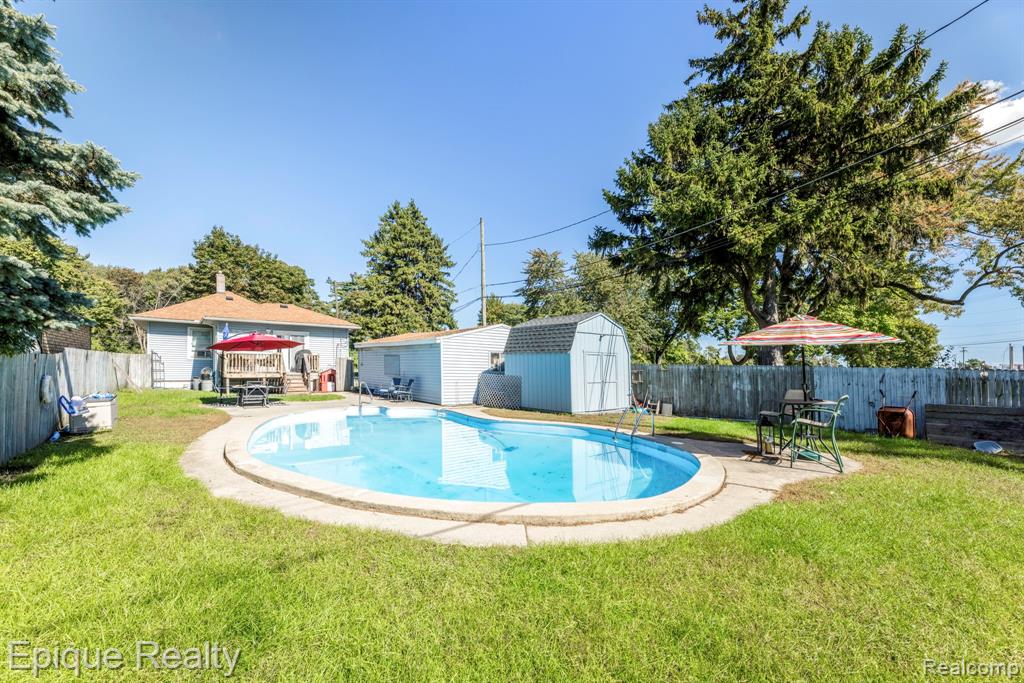 403 Gratiot Boulevard