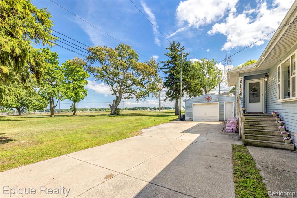 403 Gratiot Boulevard