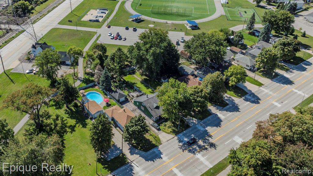 403 Gratiot Boulevard