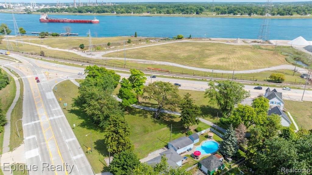 403 Gratiot Boulevard