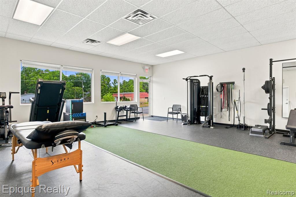 360 E Grand Blanc