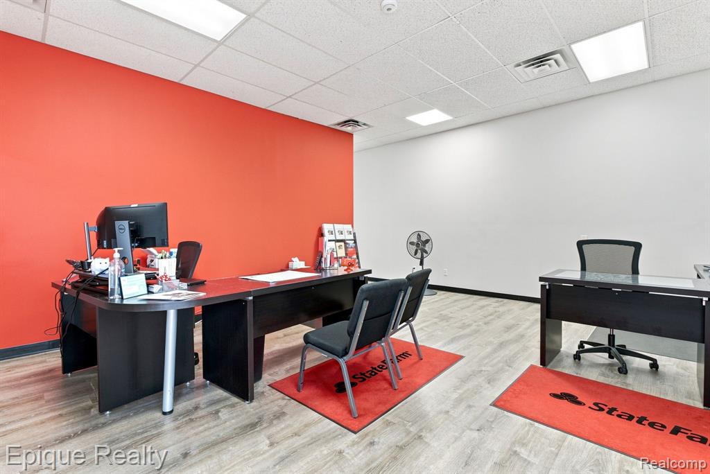 360 E Grand Blanc