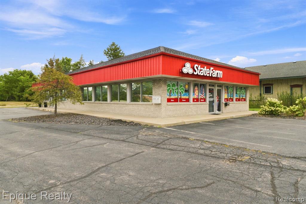 360 E Grand Blanc