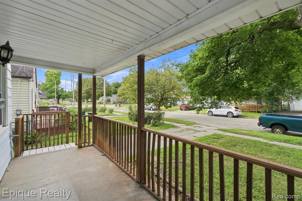 816 Comfort Street