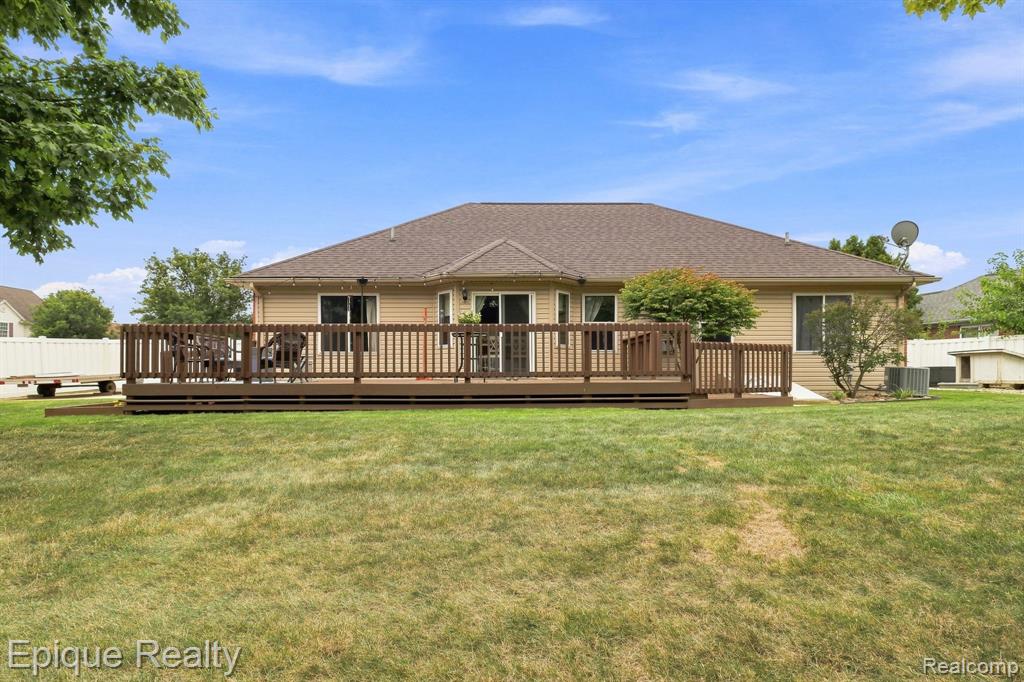 5208 Foxhill Lane
