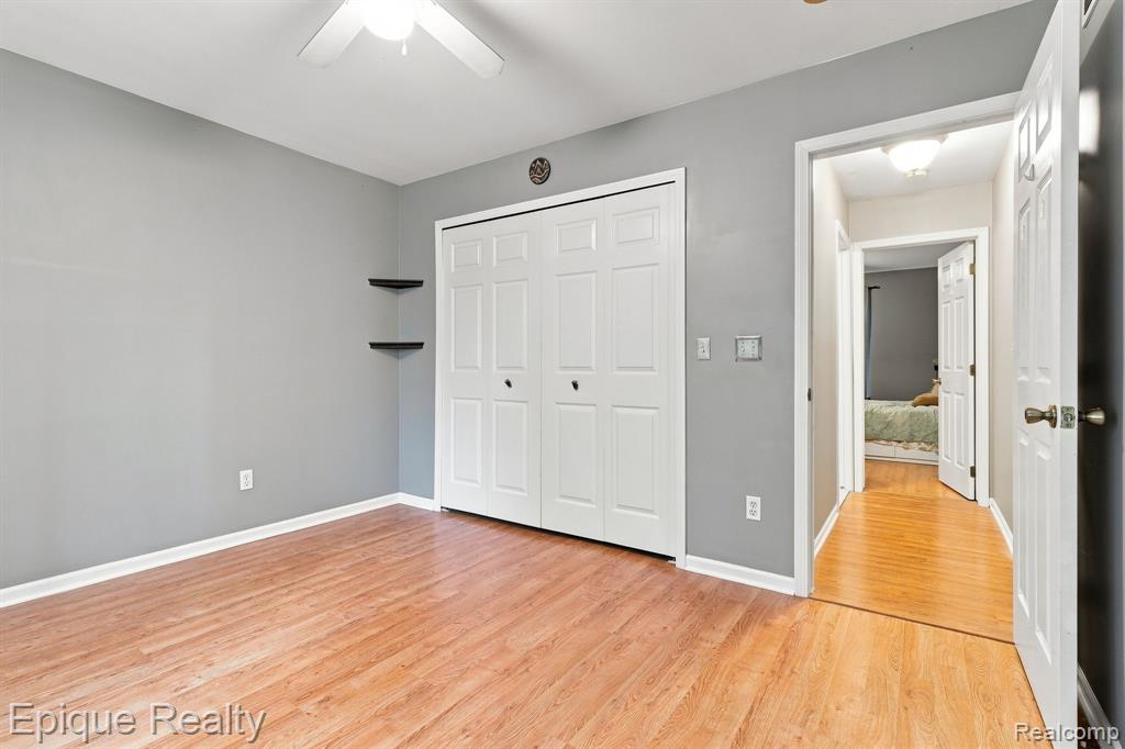 5208 Foxhill Lane