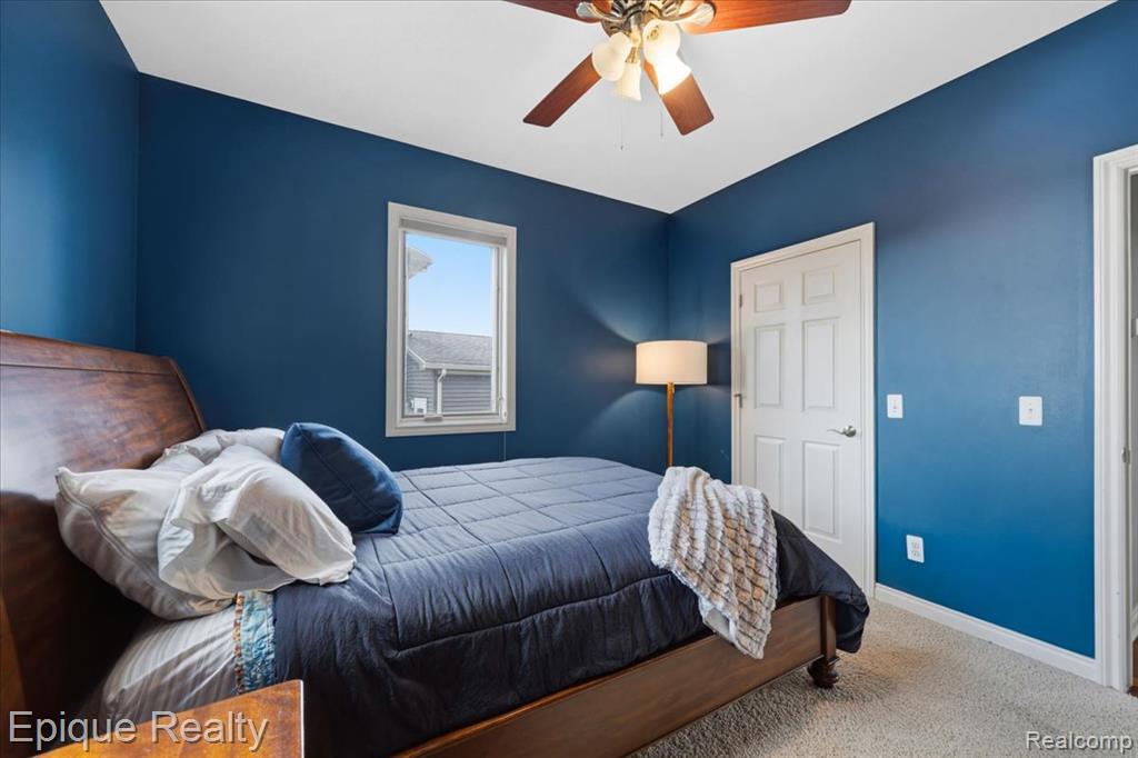 395 Indianwood Road