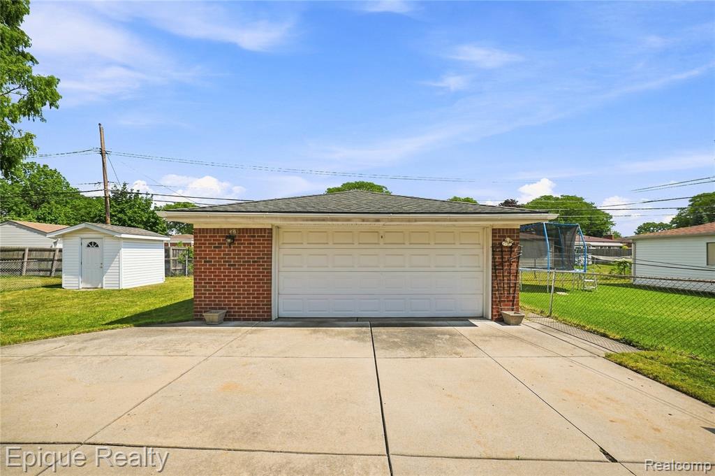 32504 Dover Avenue