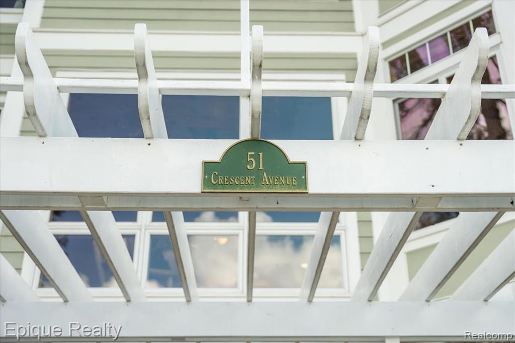 51 Crescent Avenue