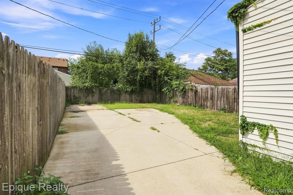 17377 Pennington Drive