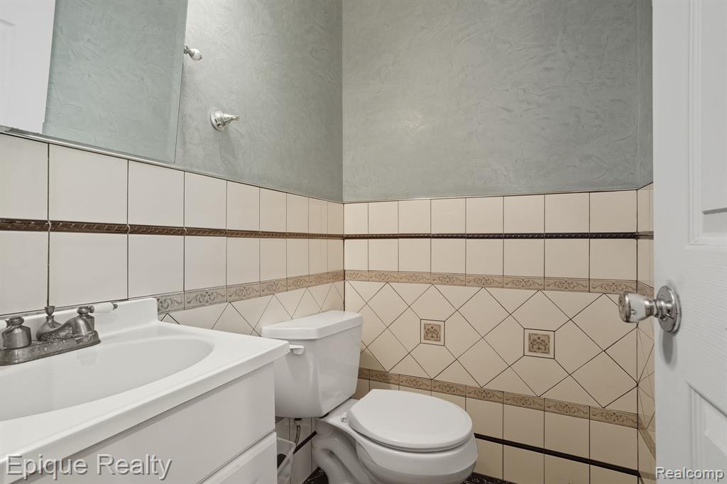2263 Camilla Drive