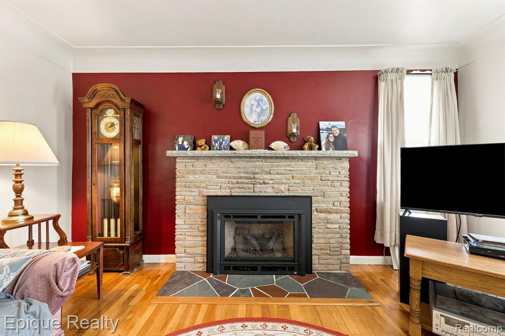 10091 N Genesee Road