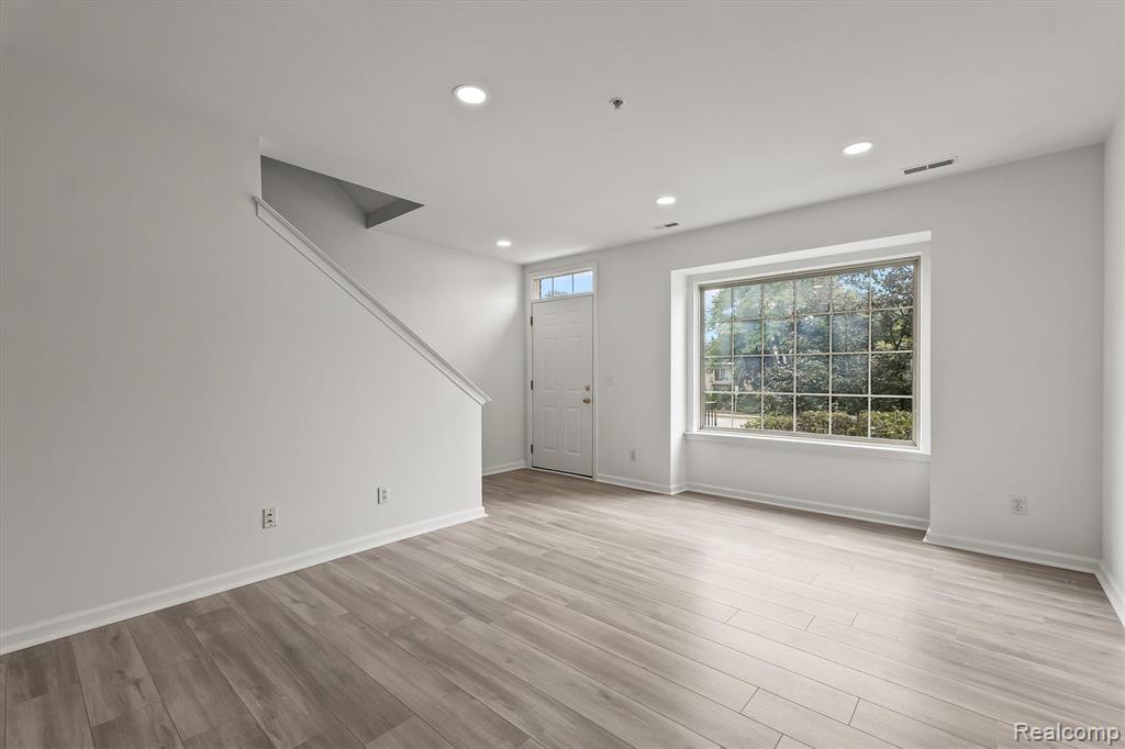 3094 Camden Drive