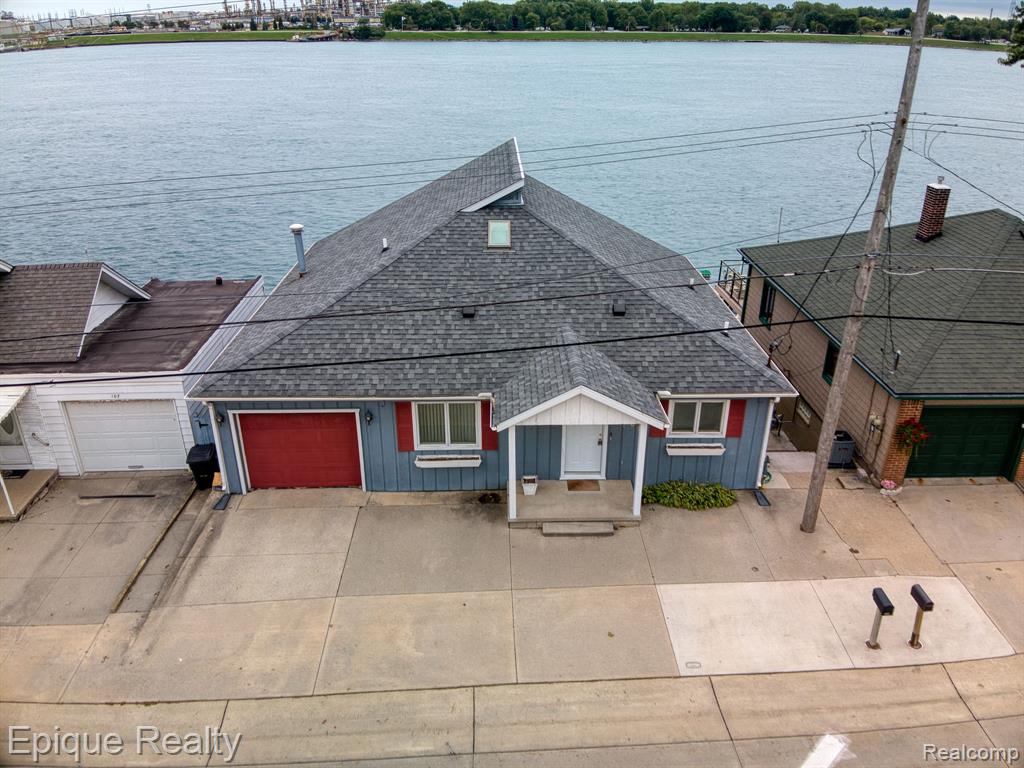 109 Gratiot Boulevard