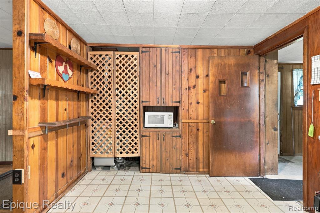 12346 Lake Road