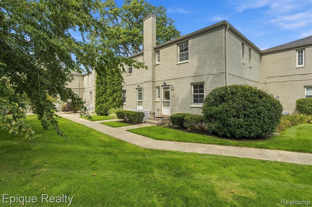 706 Graefield Court