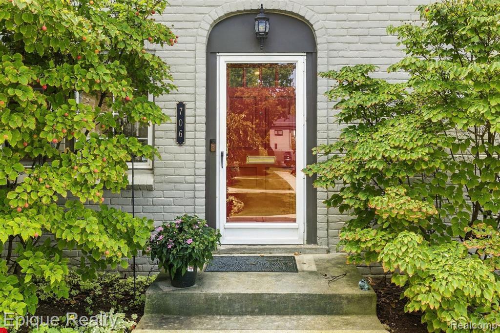 706 Graefield Court