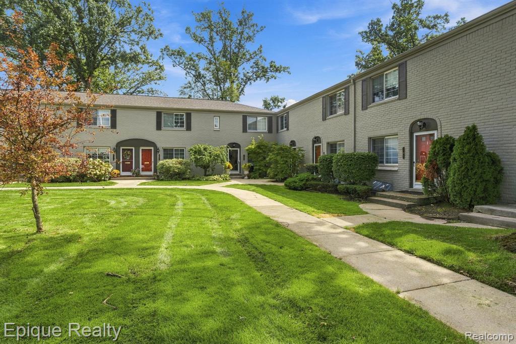 706 Graefield Court