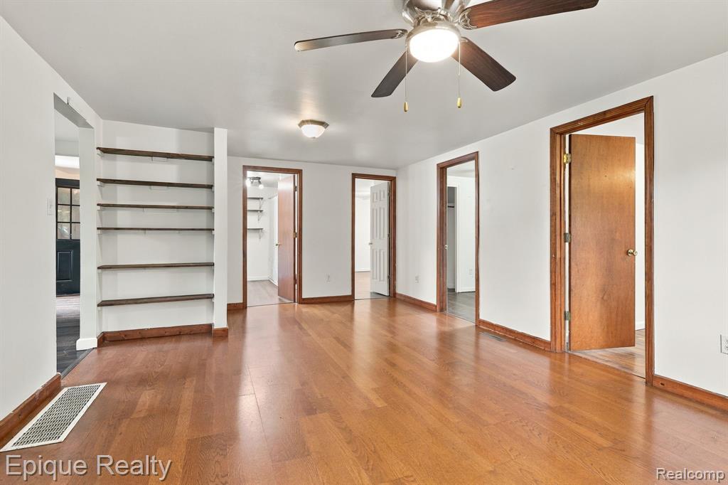 3652 Norman Road