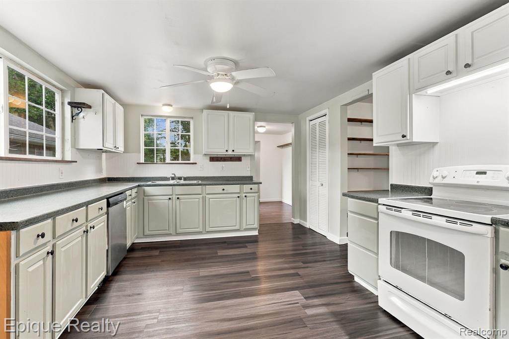 3652 Norman Road